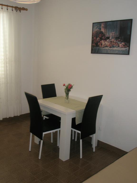 Apartments Baric Medvinjak الغرفة الصورة
